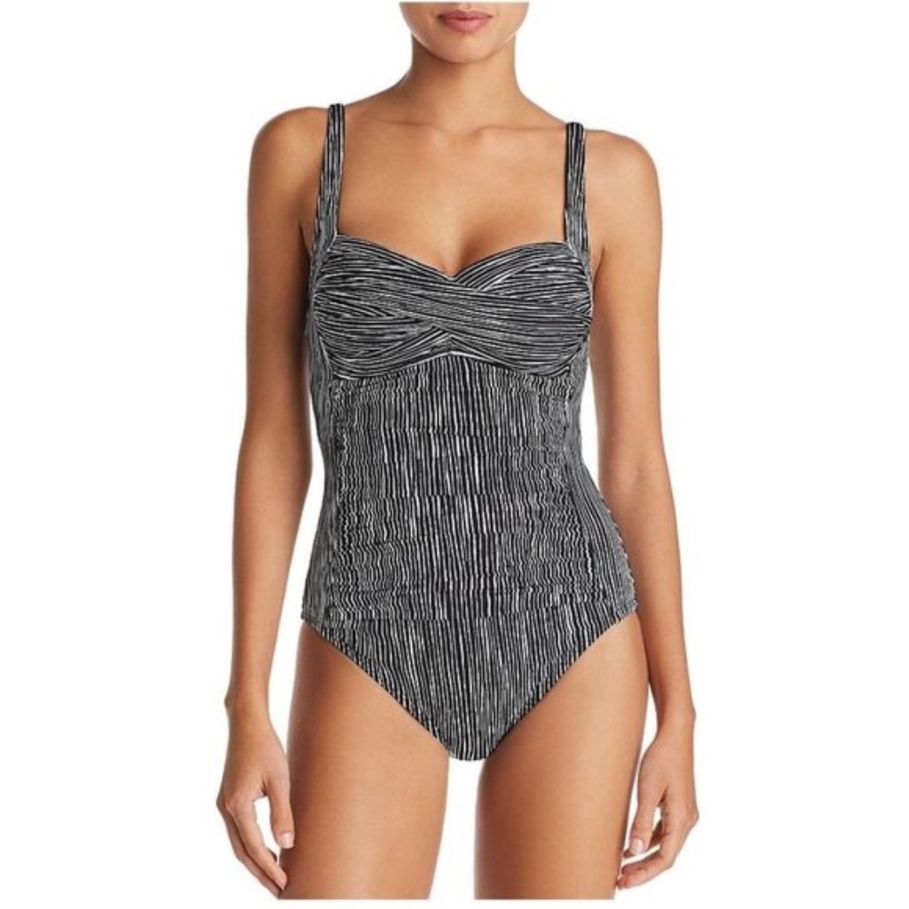 La Blanca Swimwear Ripple Sweetheart Swimsuit